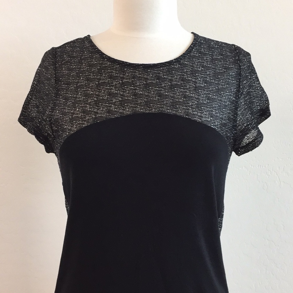 Fun top!